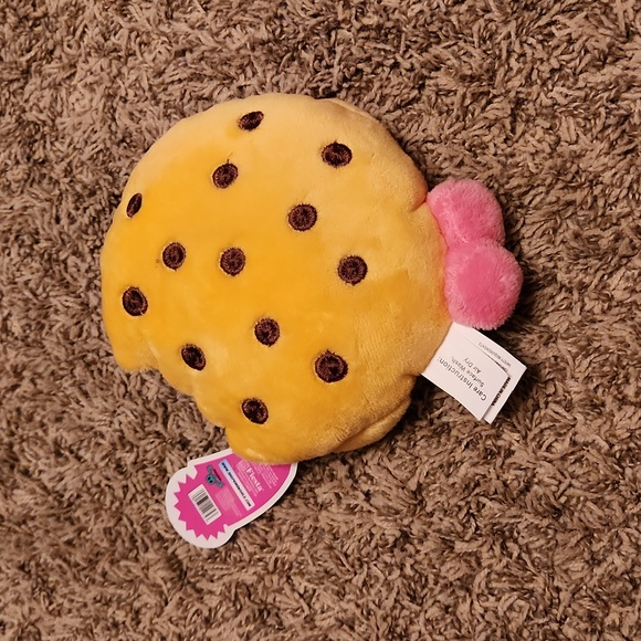 Shopkins Plush Chocolate Chip Cookie - Picture 2 of 5